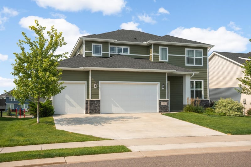11551 Brayburn Trl, Maple Grove, MN 55369