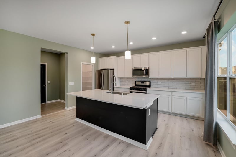 11551 Brayburn Trl, Maple Grove, MN 55369