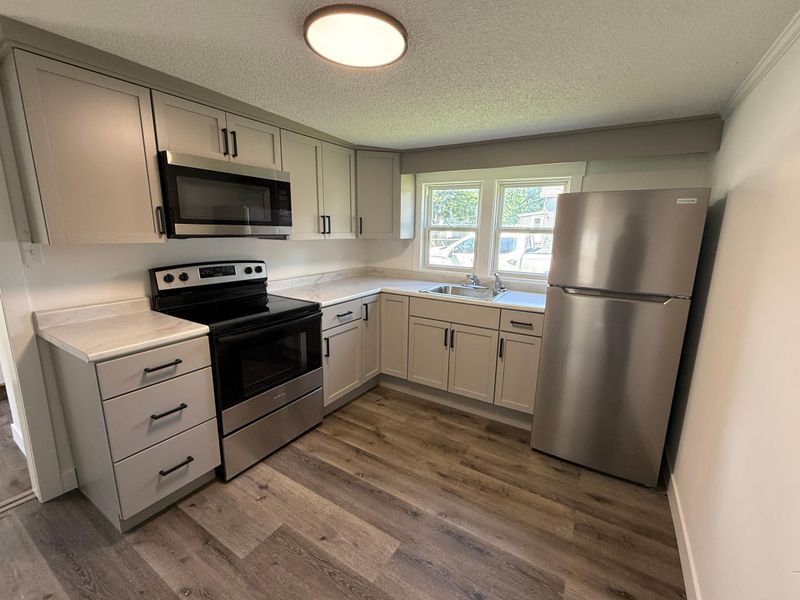 600 2nd Ave SE, Hayfield, MN 55940