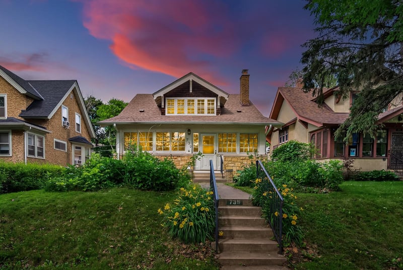 739 Como Ave, Saint Paul, MN 55103