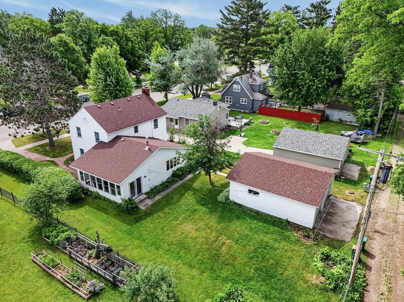 1029 NW 1st Ave, Grand Rapids, MN 55744