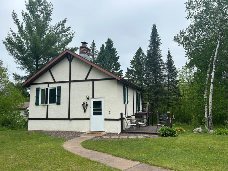 3616 Lavaque Rd, Hermantown, MN 55811