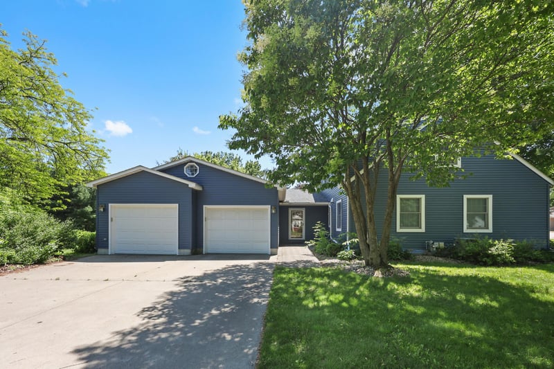 228 N Gilman Ave, Litchfield, MN 55355