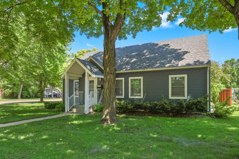 228 N Gilman Ave, Litchfield, MN 55355
