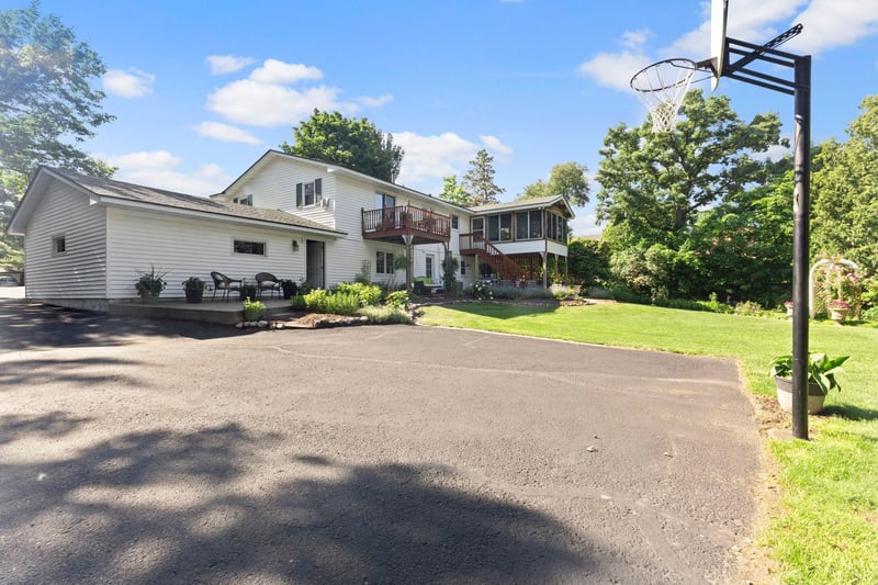 12431 Flintwood St NW, Coon Rapids, MN 55448