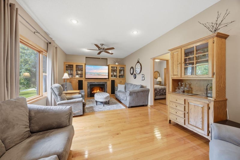 1124 Garden Brook Dr, Sauk Rapids, MN 56379