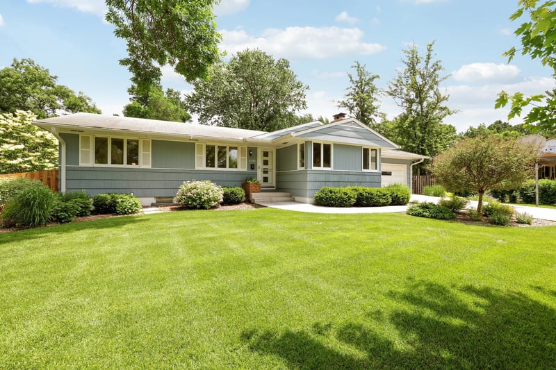 4105 Monterey Ave, Edina, MN 55416
