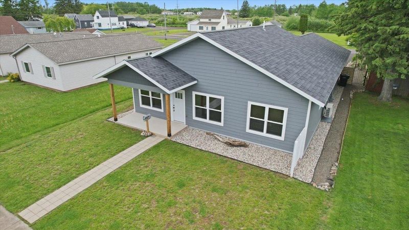 2213 Oakes Ave, Superior, WI 54880