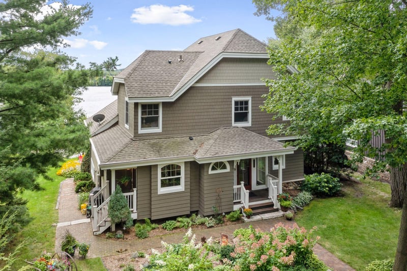 5180 Saint Albans Bay Rd, Excelsior, MN 55331
