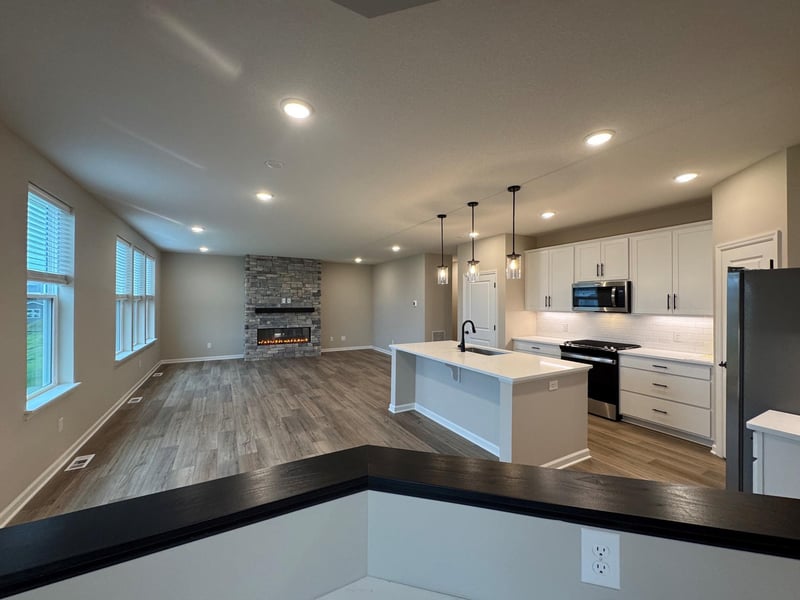6117 Goodwin Ave S, Cottage Grove, MN 55016