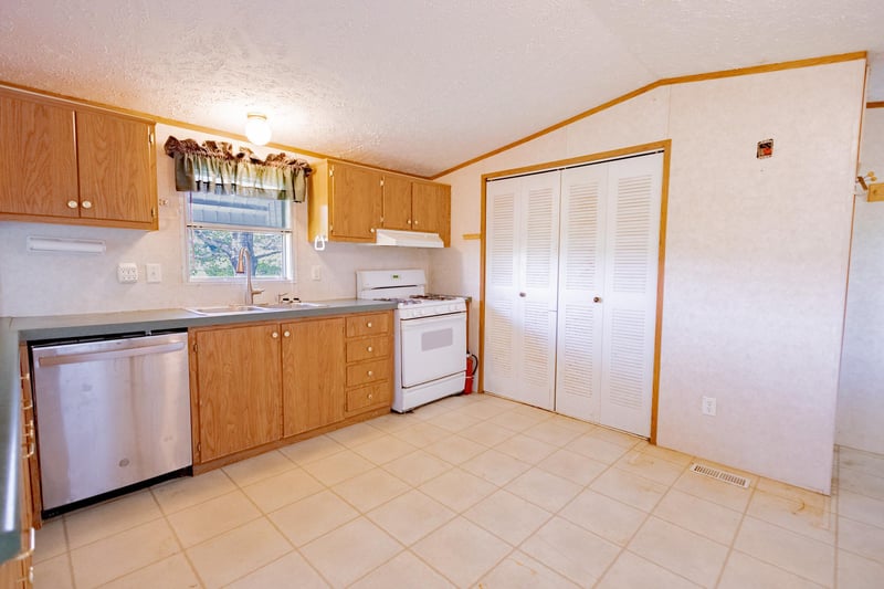 N14330 290th St, Prairie Farm, WI 54762