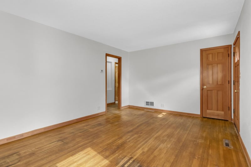 2840 Kentucky Ave S, Saint Louis Park, MN 55426