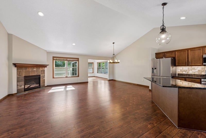 11763 Erskin Cir, Blaine, MN 55449