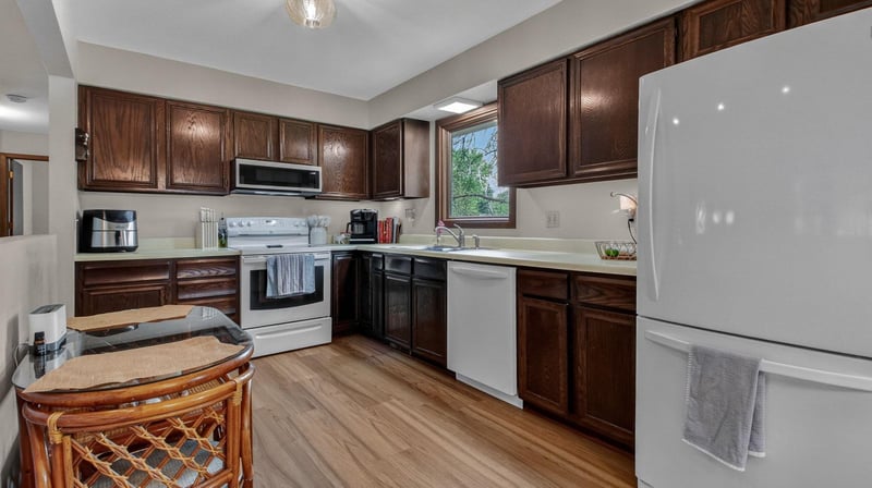 1204 River Heights Rd SW, Menomonie, WI 54751