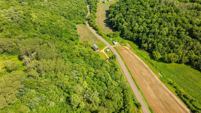 W9204 Big Coulee Rd, Arkansaw, WI 54721