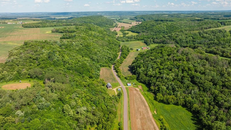 W9204 Big Coulee Rd, Arkansaw, WI 54721