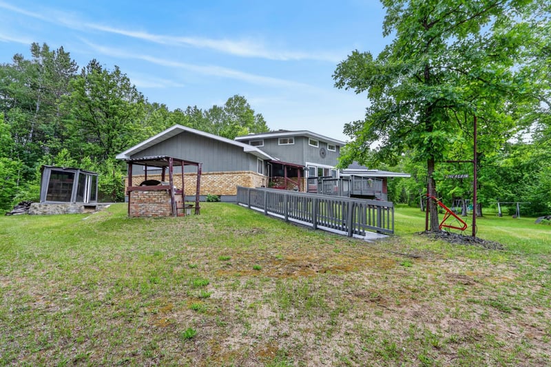 36281 Scenic Hwy 7, Bovey, MN 55709