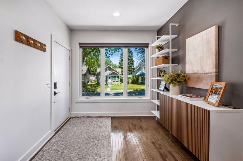 1740 Palace Ave, Saint Paul, MN 55105