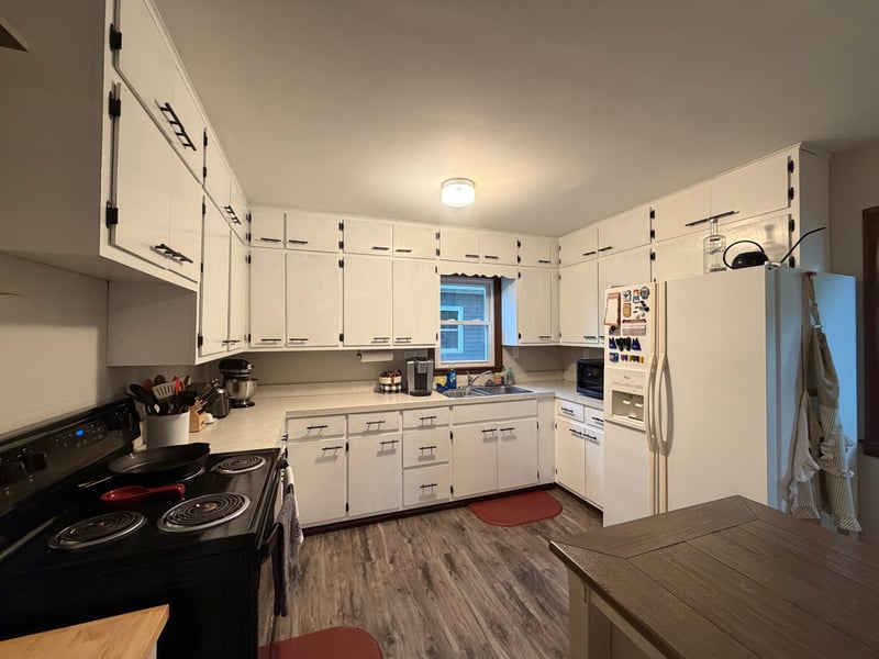 318 N Austin Ave, Litchfield, MN 55355