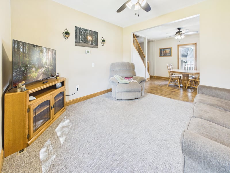 503 Main St E, Freeport, MN 56331