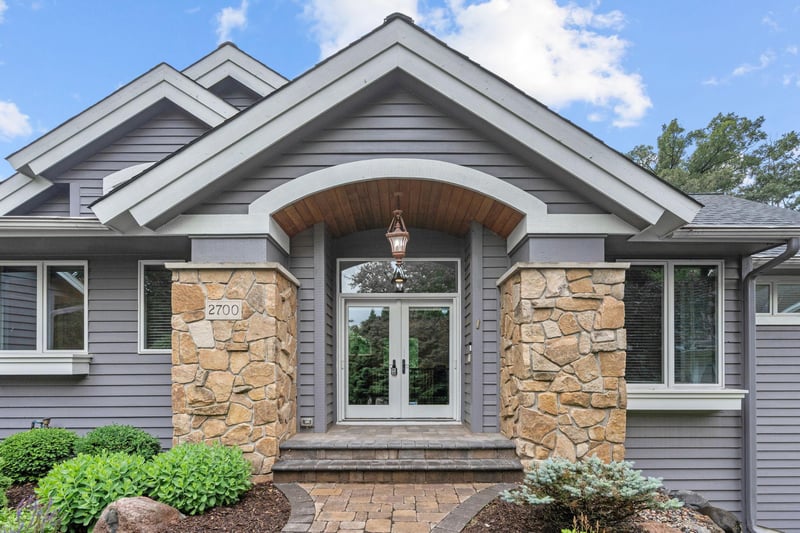 2700 Ashbourne Rd, Minnetonka, MN 55391