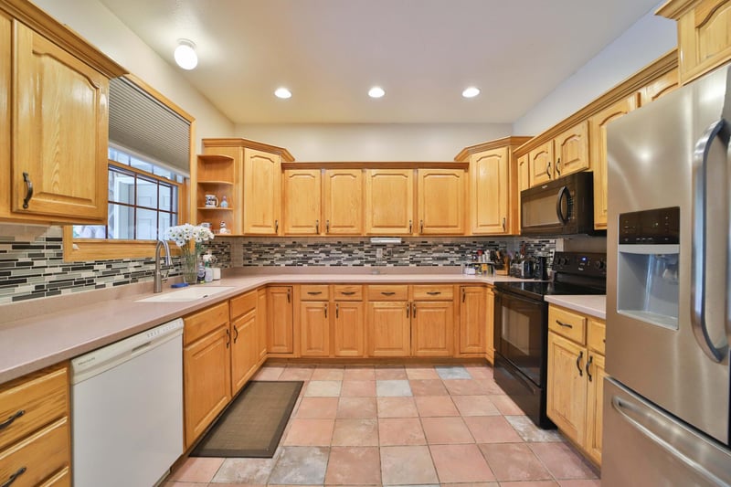 6740 Saint Mathias Rd, Brainerd, MN 56401