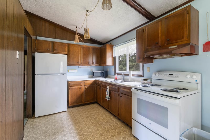 1311 Robin St, Cloquet, MN 55720