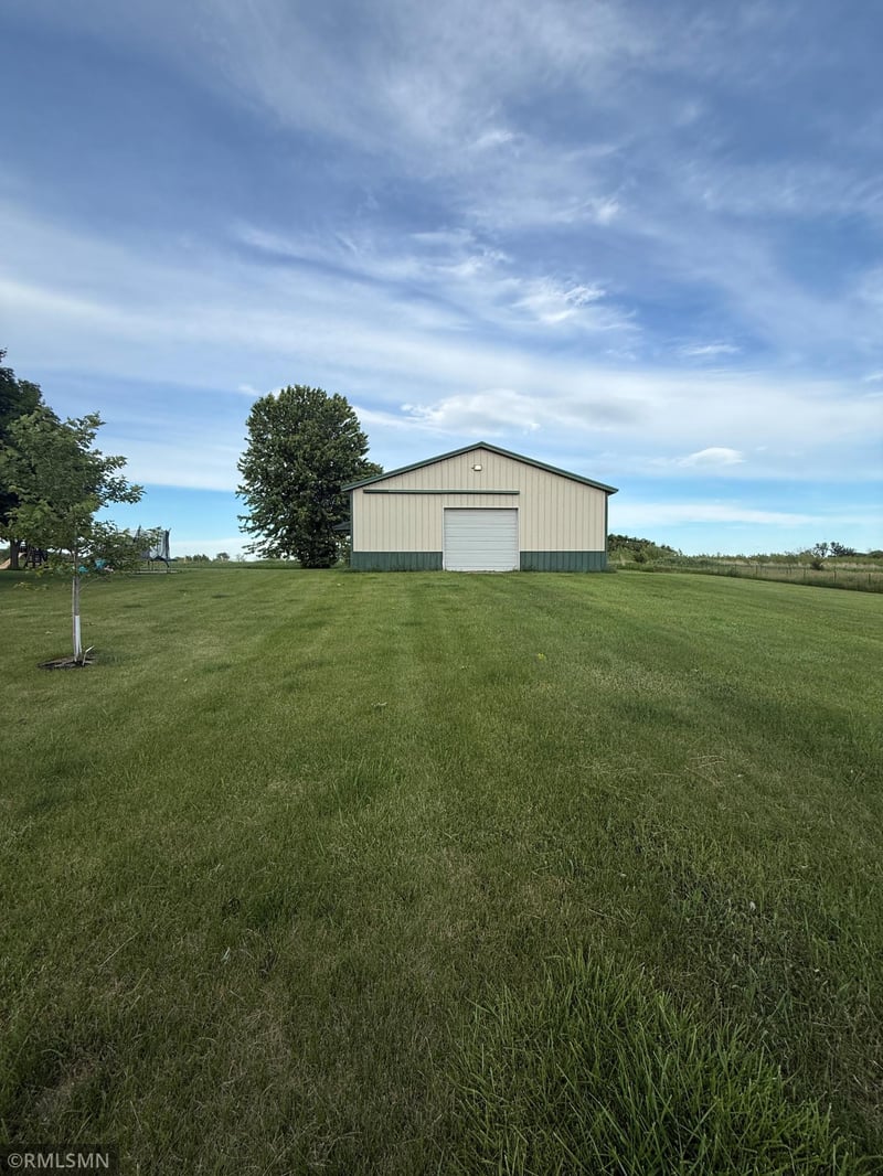 57459 County Road 11, Stewart, MN 55385