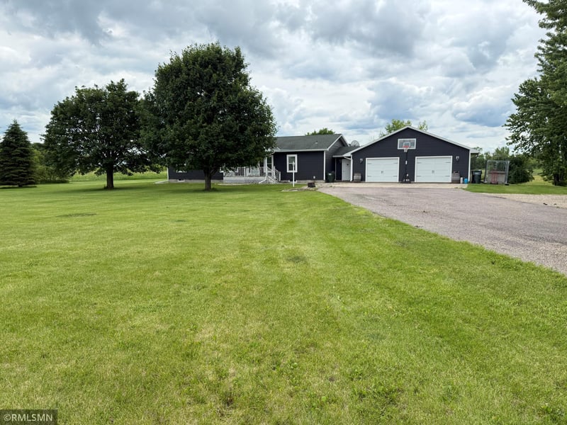 57459 County Road 11, Stewart, MN 55385