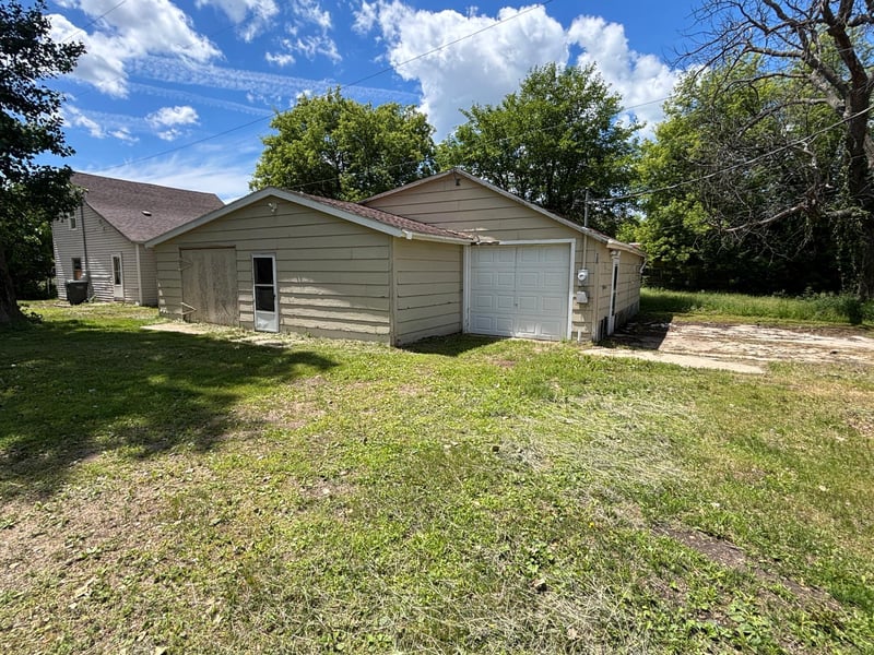 1433 1st Ave NE, Glenwood, MN 56334