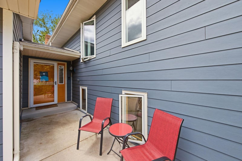 2744 Chisholm Ave, North Saint Paul, MN 55109