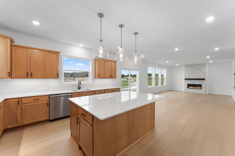 8657 Periwinkle Blvd, Woodbury, MN 55129