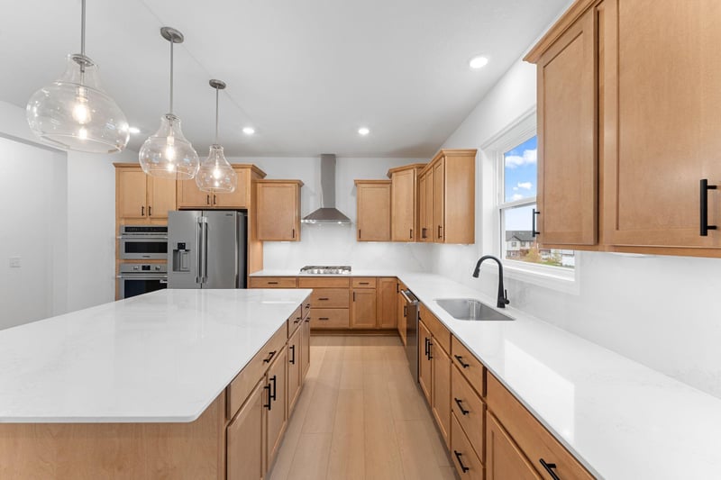 8657 Periwinkle Blvd, Woodbury, MN 55129