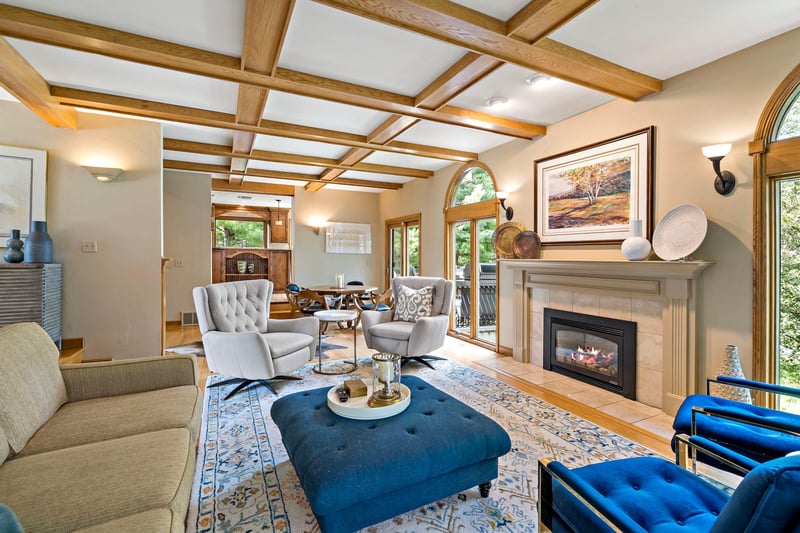 5708 Long Brake Trl, Edina, MN 55439