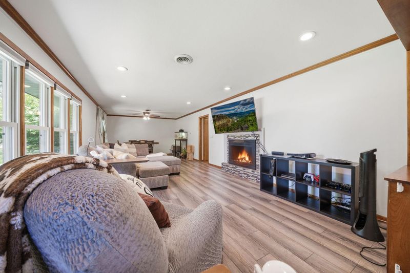 208 Snow Rg, Le Sueur, MN 56058