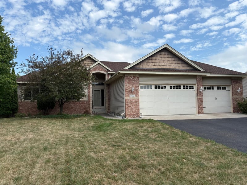 4972 Kassel Ave NE, Albertville, MN 55301