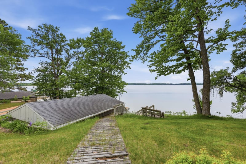 40117 Hunters Rd, Ponsford, MN 56575