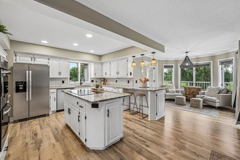 708 4th Ave S, Princeton, MN 55371