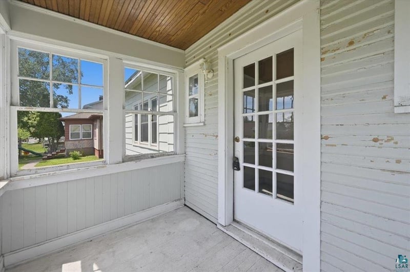 4505 W 7th St, Duluth, MN 55807
