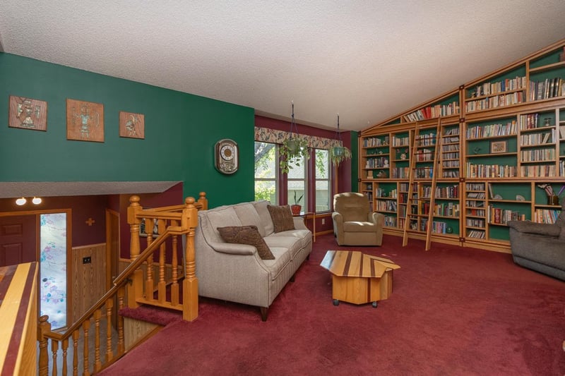 9820 Pierce St NE, Blaine, MN 55434
