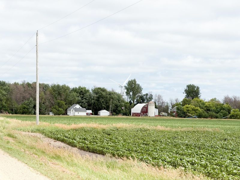 15236 King Ave, Wilmont, MN 56185