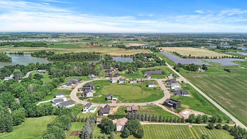 9947 14th Cir NE, Saint Michael, MN 55376