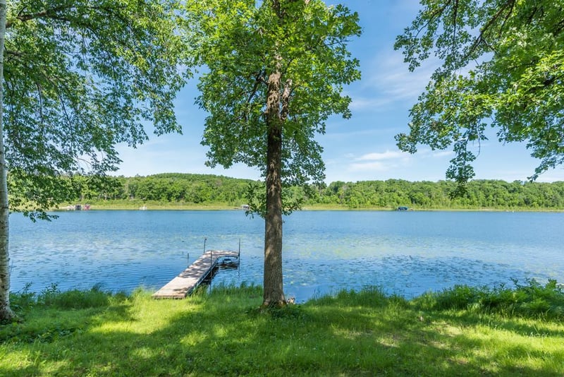 1293 Diana Dr, Lake Shore, MN 56468