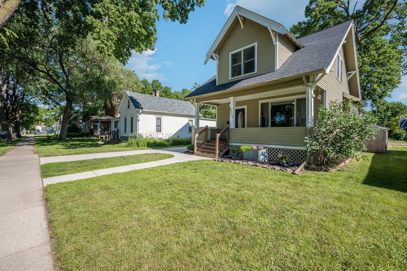 431 Nicollet Ave, Mankato, MN 56003