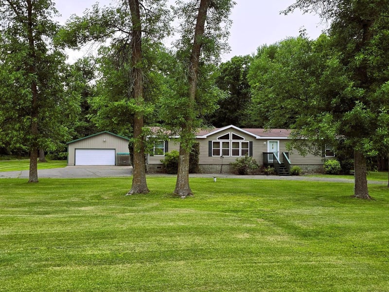 38563 100th Ave, Onamia, MN 56359