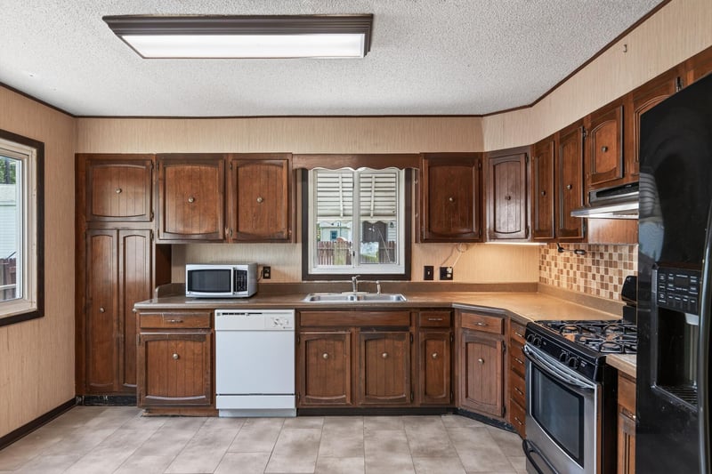 3518 Taylor St NE, Minneapolis, MN 55418
