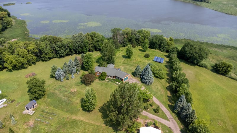 654 77th St SE, Delano, MN 55328