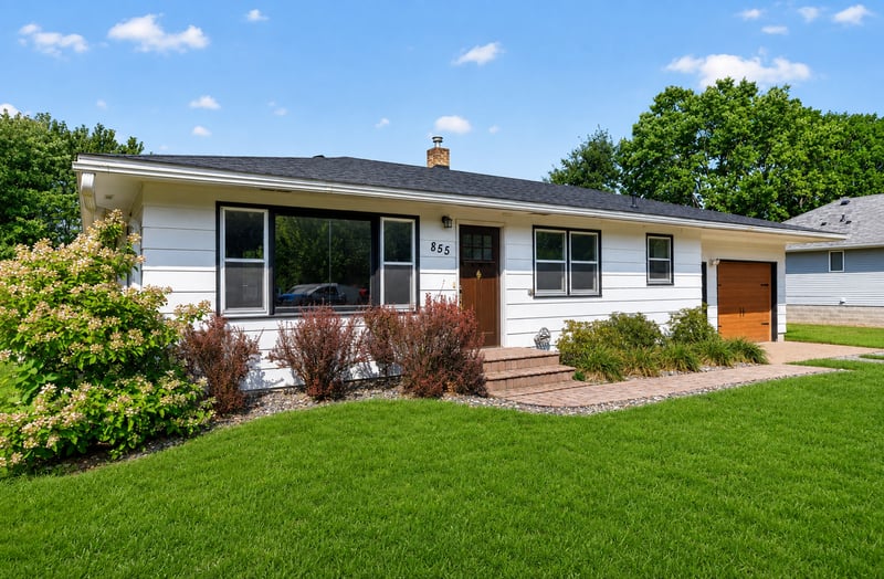 855 Spring St, Clearwater, MN 55320