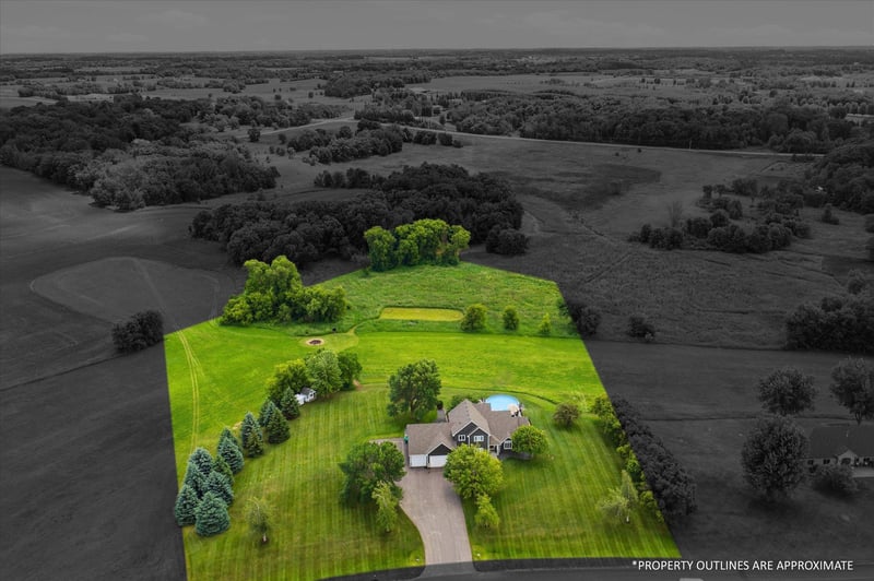5721 94th Ave N, Loretto, MN 55357