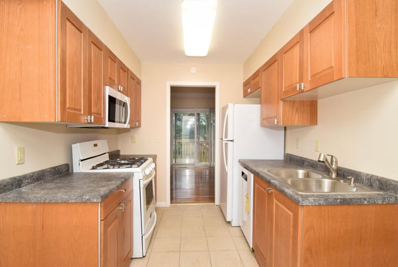 2041 103rd Ave NW, Coon Rapids, MN 55433